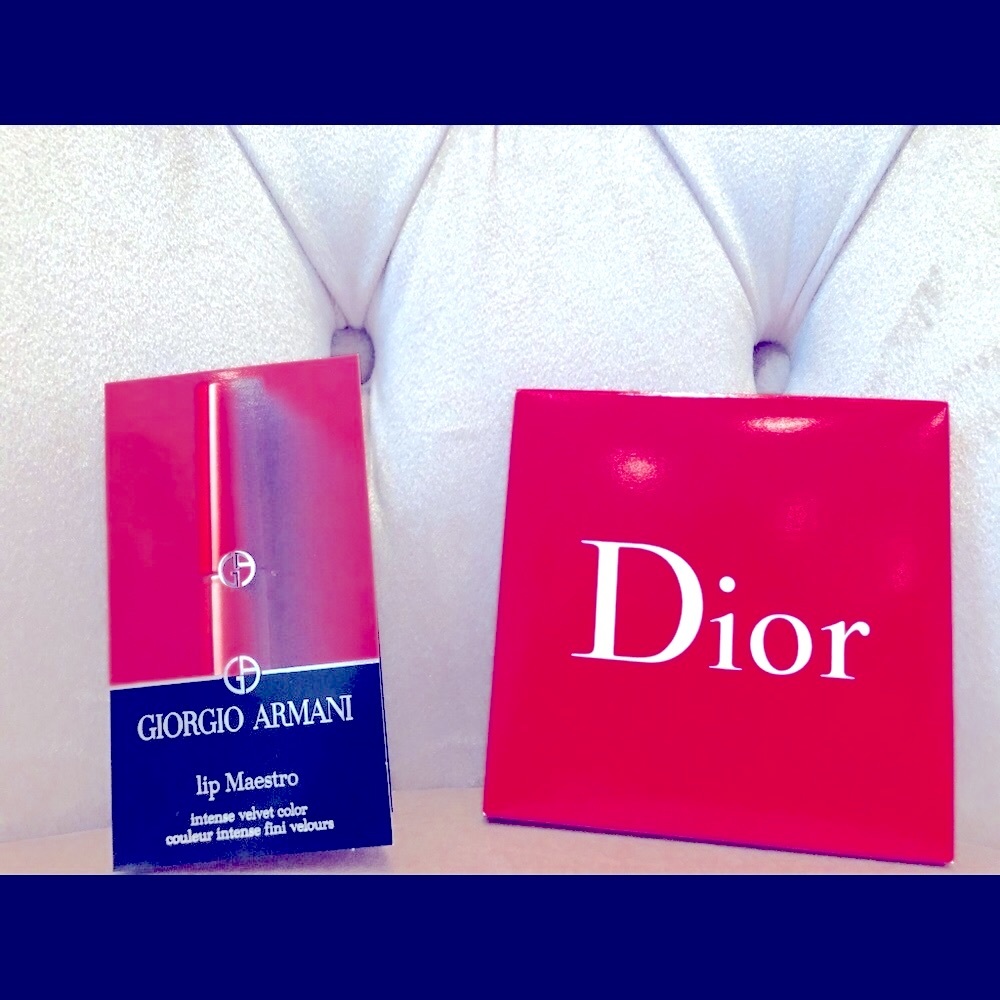 🆕❤️Amazing SEPHORA DIOR + Armani Sample Bundle❤️
Beautiful Colors
